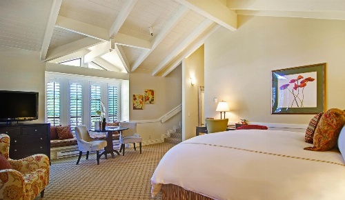 Carriage House Inn image 2