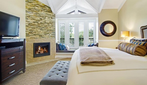 Carriage House Inn image 6