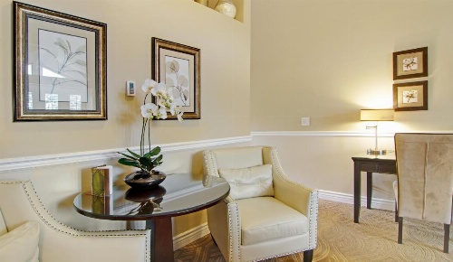 Carriage House Inn image 8